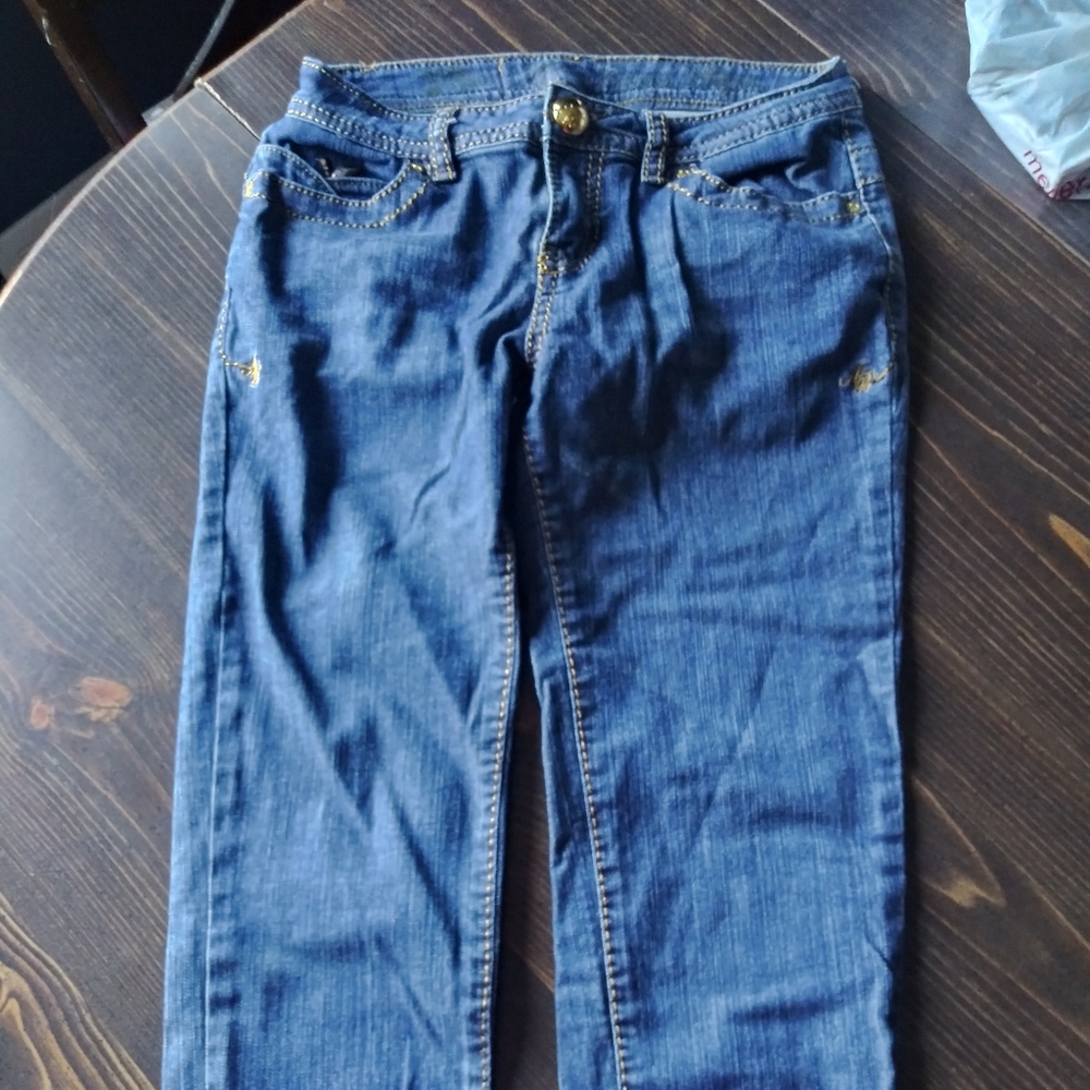 Apple bottom jeans